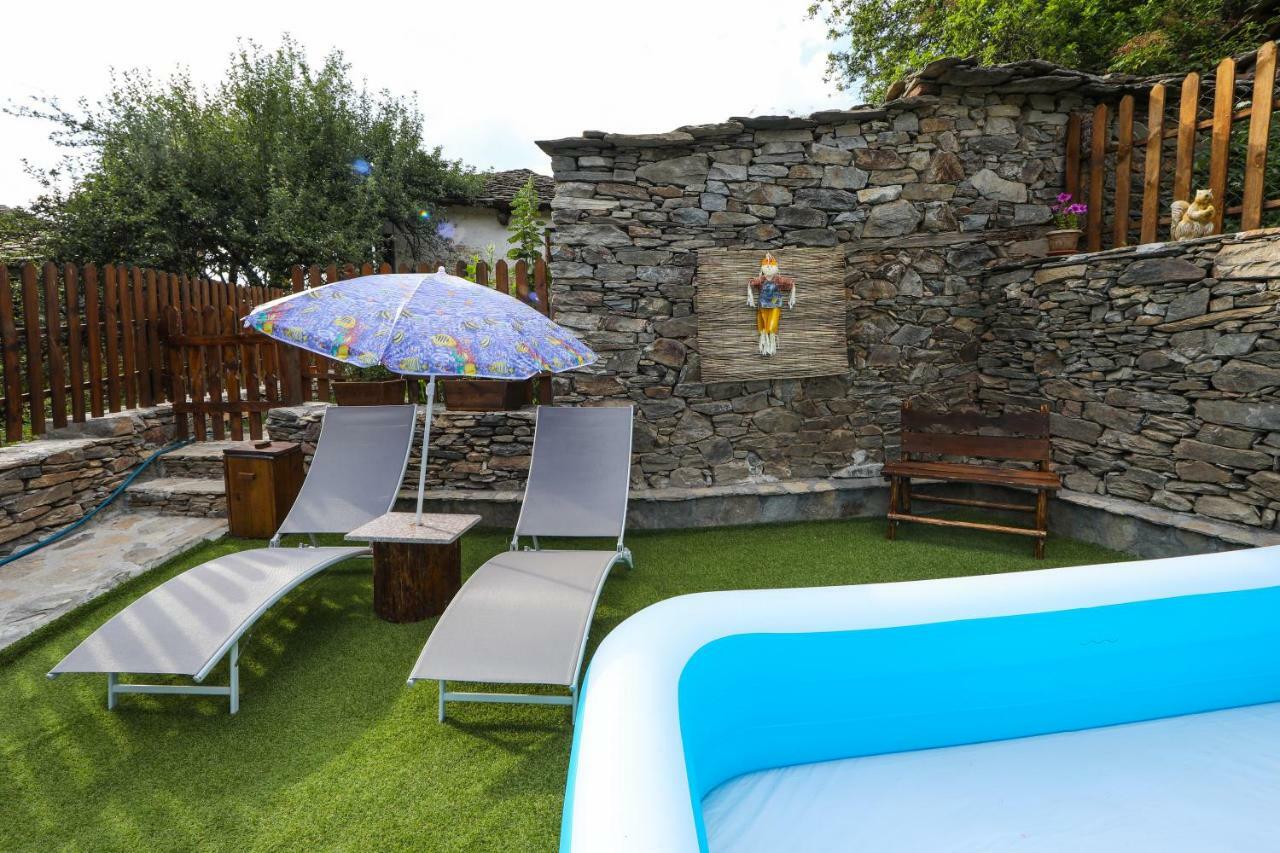 Тодорината Къща Hotell Lesjten Exteriör bild